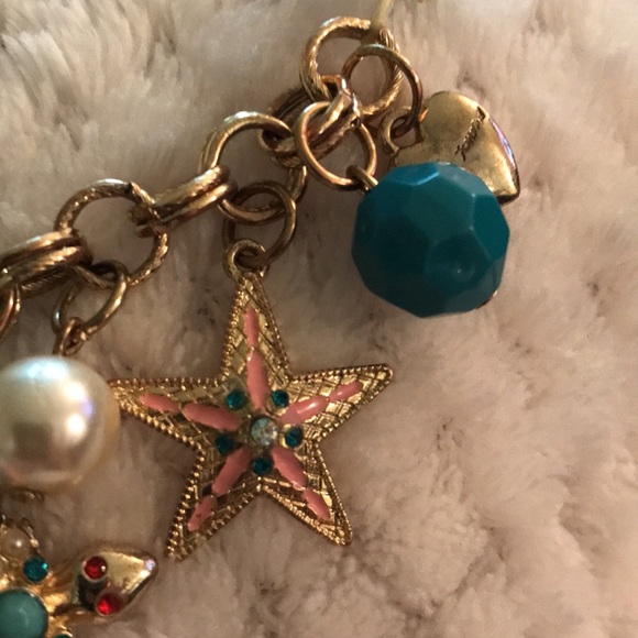 BETSEY JOHNSON SEA TURTLE CHARM BRACELET! - Picture 7 of 7
